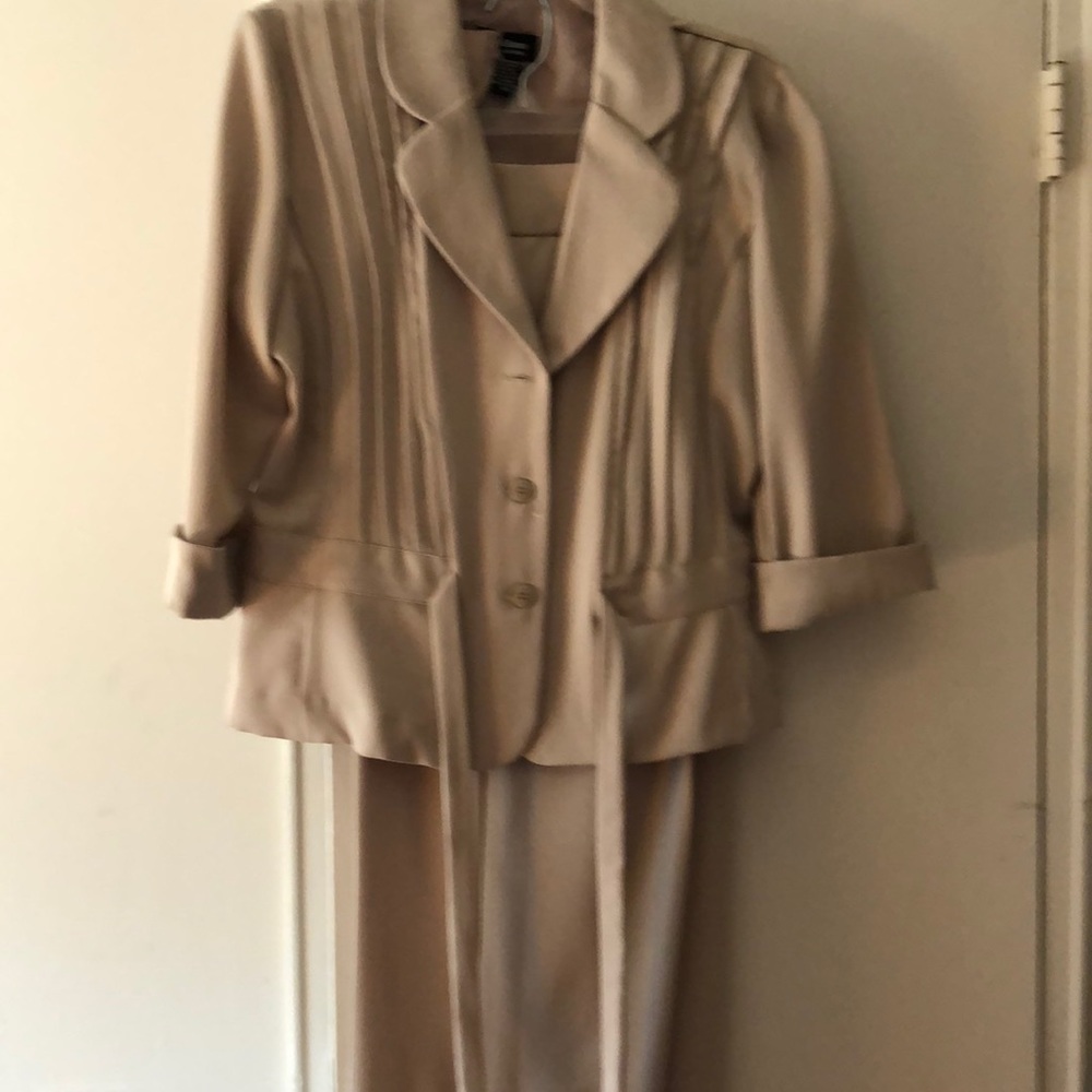 Beige tailored suit size 10